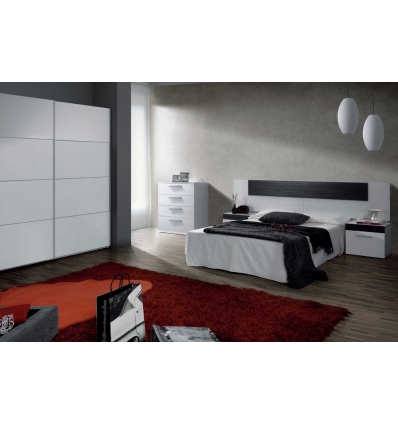 Commode de 4 tiroirs