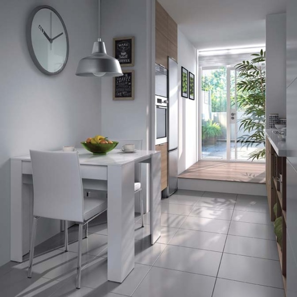 Table adaptable avec 5 positions. Jusqu'à 10 convives. Table extensible pour les invités. Pratique et fonctionnelle.