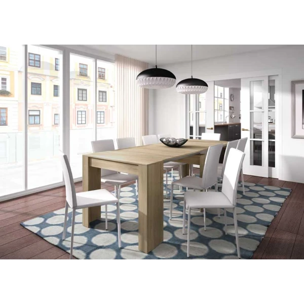 Table adaptable avec 5 positions. Jusqu'à 10 convives. Table extensible pour les invités. Pratique et fonctionnelle.