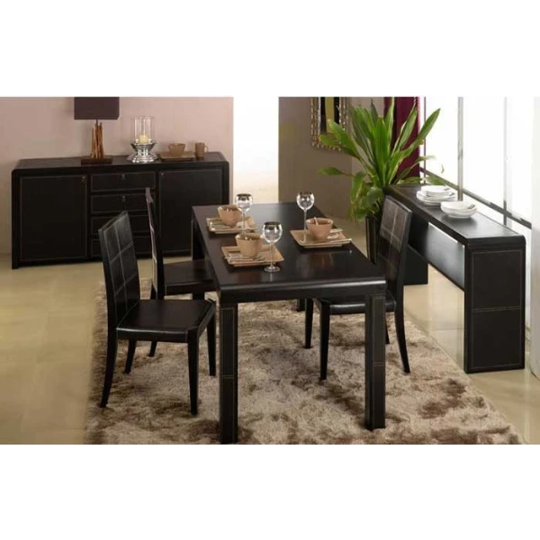 Table de salle à manger en bois massif