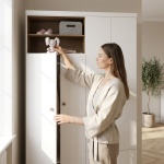 Armoire enfant Gamil Vicawu avec rangement pratique et design moderne pour chambre enfant